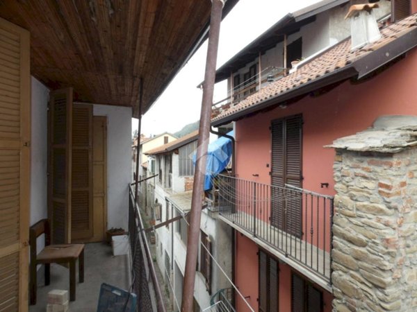 casa indipendente in vendita a Monastero Bormida