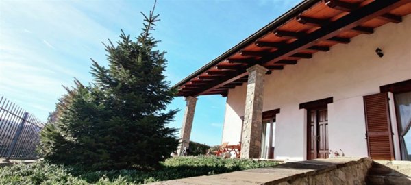 casa indipendente in vendita a Monastero Bormida