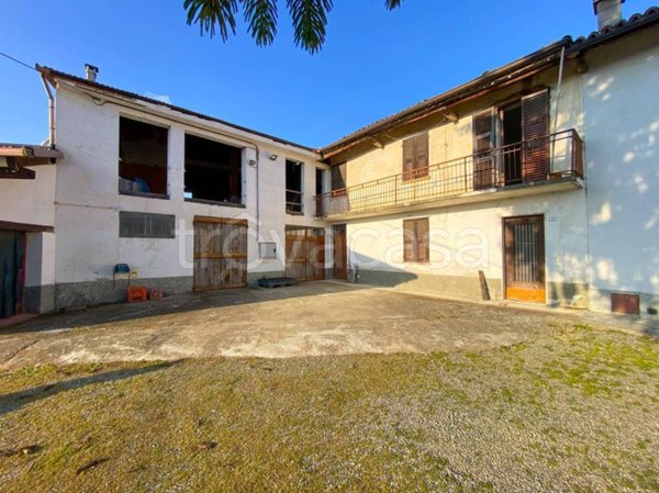 casa indipendente in vendita a Monastero Bormida