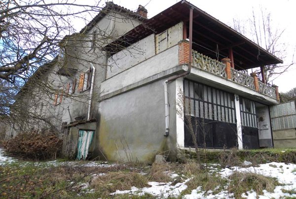 casa indipendente in vendita a Monastero Bormida