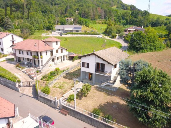 casa indipendente in vendita a Monastero Bormida