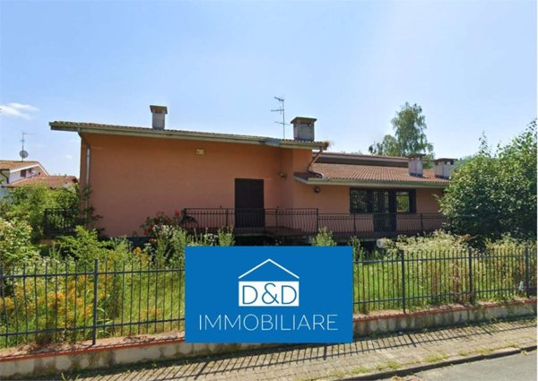 casa indipendente in vendita a Monastero Bormida