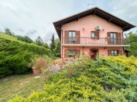 casa indipendente in vendita a Monastero Bormida