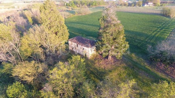 casale in vendita a Monastero Bormida