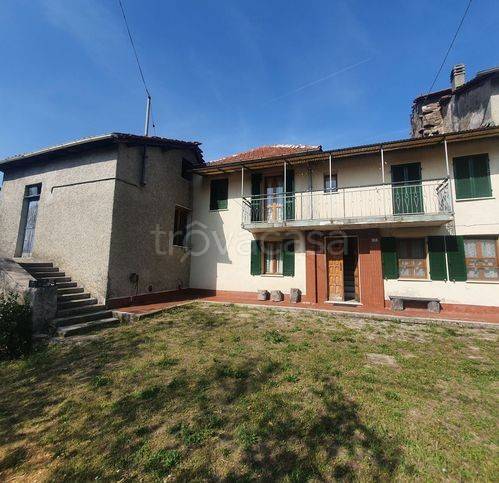 casa indipendente in vendita a Monastero Bormida