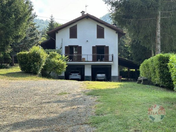 casa indipendente in vendita a Monastero Bormida