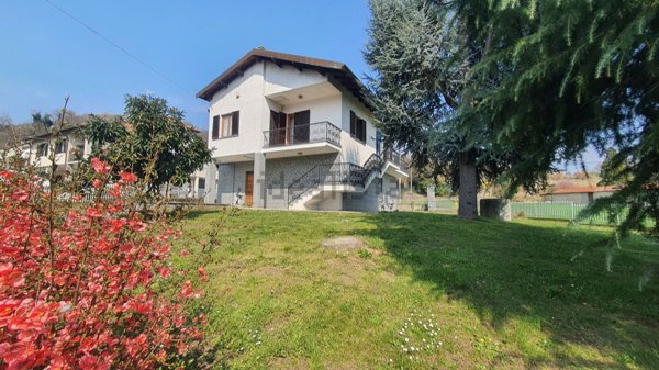 casa indipendente in vendita a Monastero Bormida