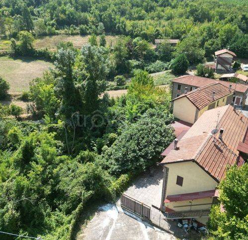 casa indipendente in vendita a Monastero Bormida