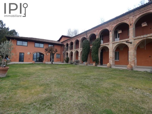 casa indipendente in vendita a Monastero Bormida