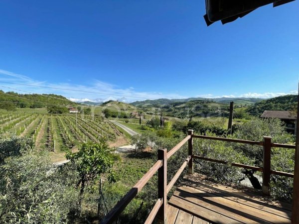 casa indipendente in vendita a Monastero Bormida