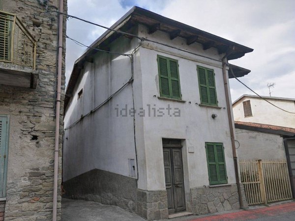 casa indipendente in vendita a Monastero Bormida