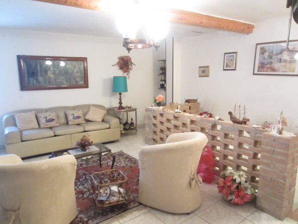 casa indipendente in vendita a Moncalvo in zona Patro