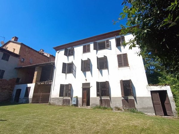 casa indipendente in vendita a Moncalvo in zona Santa Maria
