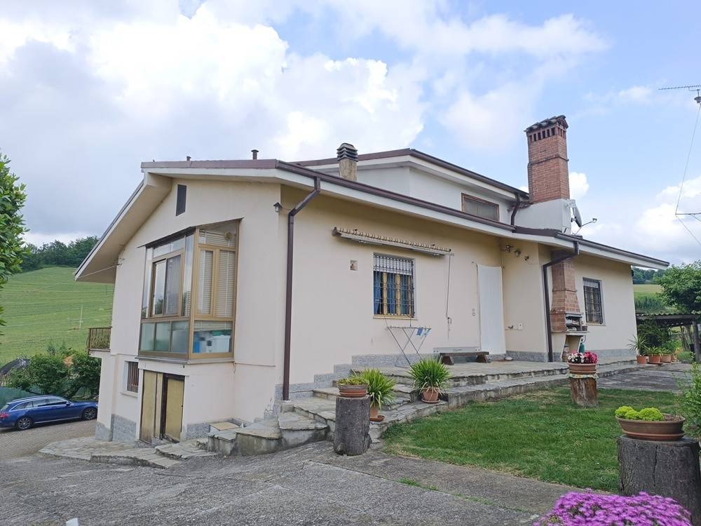 casa indipendente in vendita a Moncalvo
