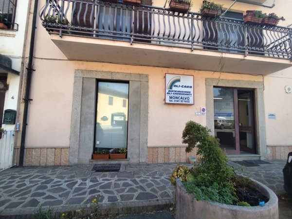 negozio in vendita a Moncalvo