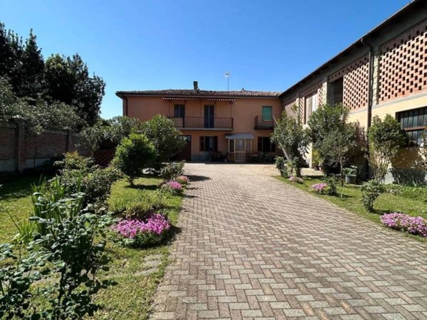 casa indipendente in vendita a Moncalvo