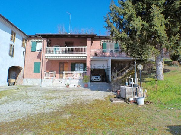 casa indipendente in vendita a Moncalvo