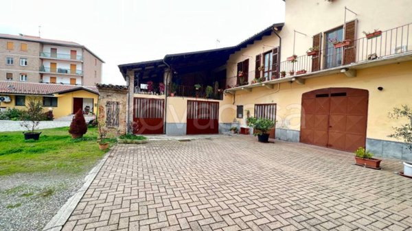 casa indipendente in vendita a Moncalvo
