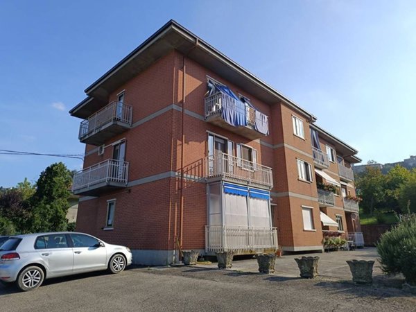 appartamento in vendita a Moncalvo in zona Stazione