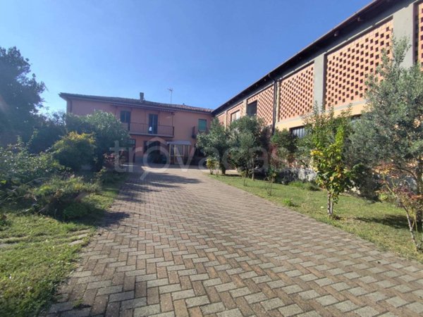 casa indipendente in vendita a Moncalvo in zona Santa Maria
