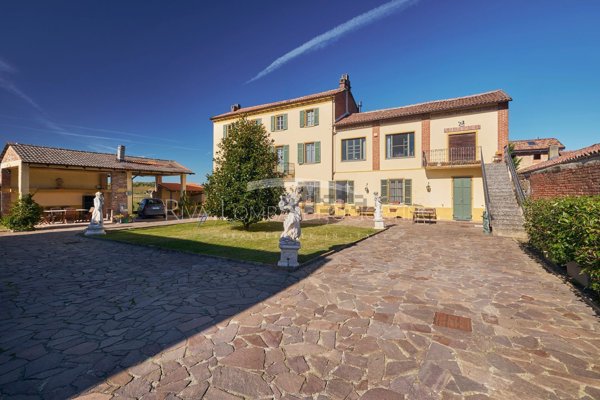 casa indipendente in vendita a Moncalvo in zona Santa Maria