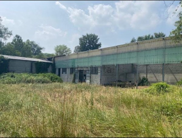 capannone in vendita a Moncalvo