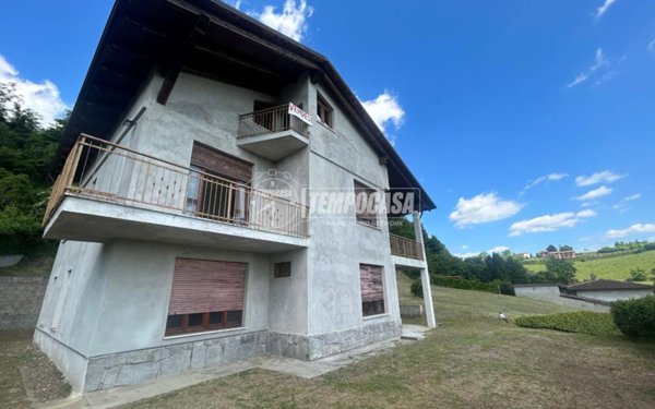 casa indipendente in vendita a Moncalvo