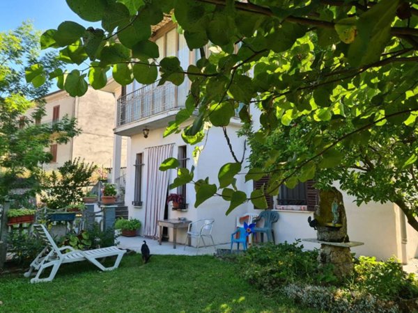 casa indipendente in vendita a Moncalvo