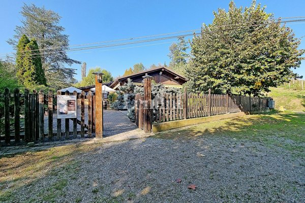 locale commerciale in vendita a Moncalvo