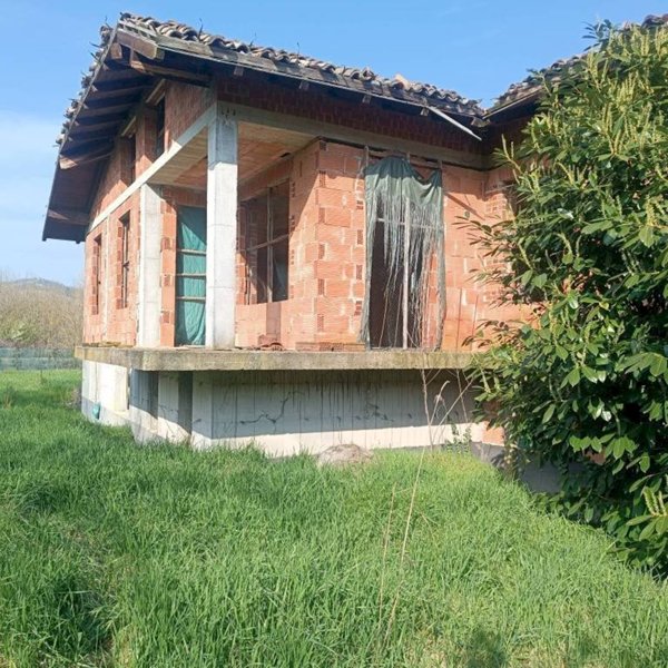 casale in vendita a Moncalvo