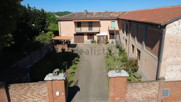 casale in vendita a Moncalvo