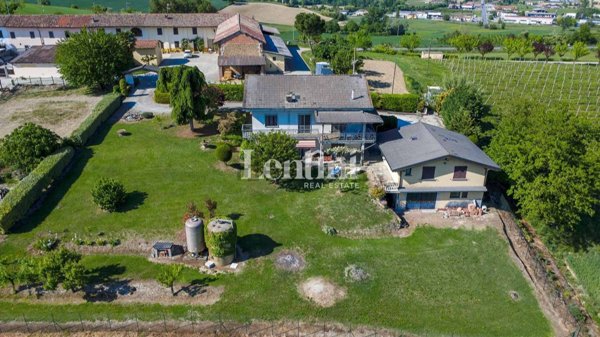casa indipendente in vendita a Moncalvo