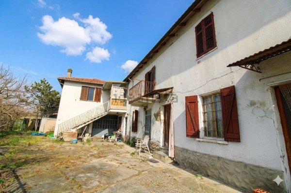 casa semindipendente in vendita a Moncalvo