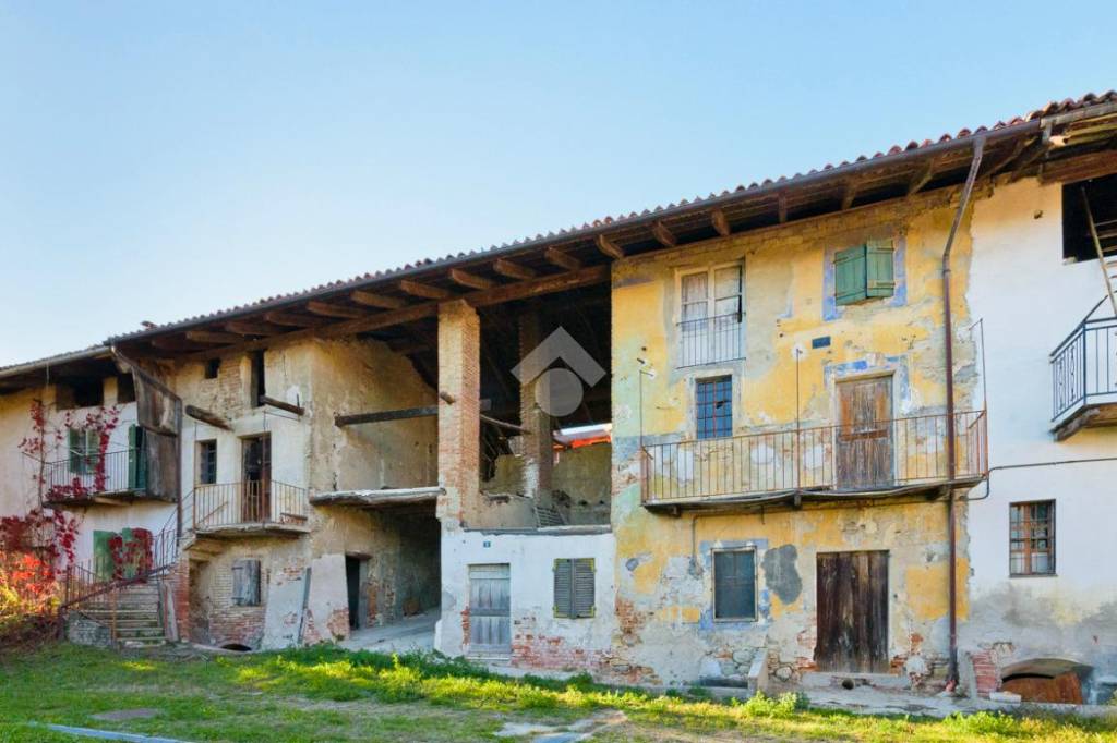 casa indipendente in vendita a Moncucco Torinese in zona Borelli
