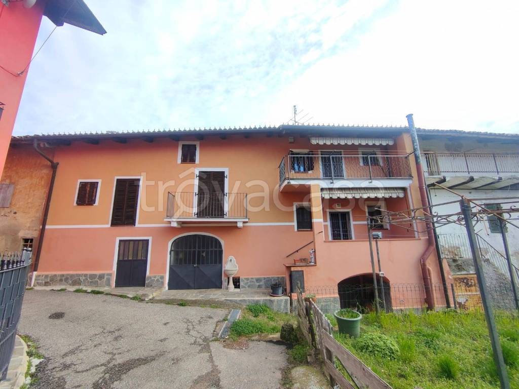 casa indipendente in vendita a Moncucco Torinese in zona Borelli