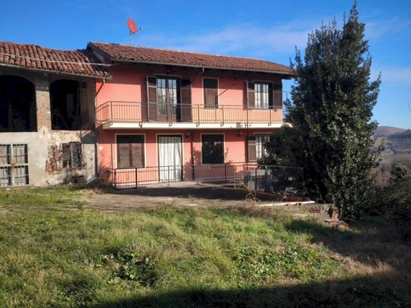 casa indipendente in vendita a Moncucco Torinese