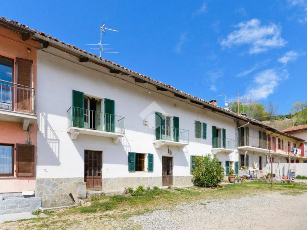 casa indipendente in vendita a Moncucco Torinese in zona San Giuseppe