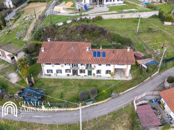 casa indipendente in vendita a Moncucco Torinese
