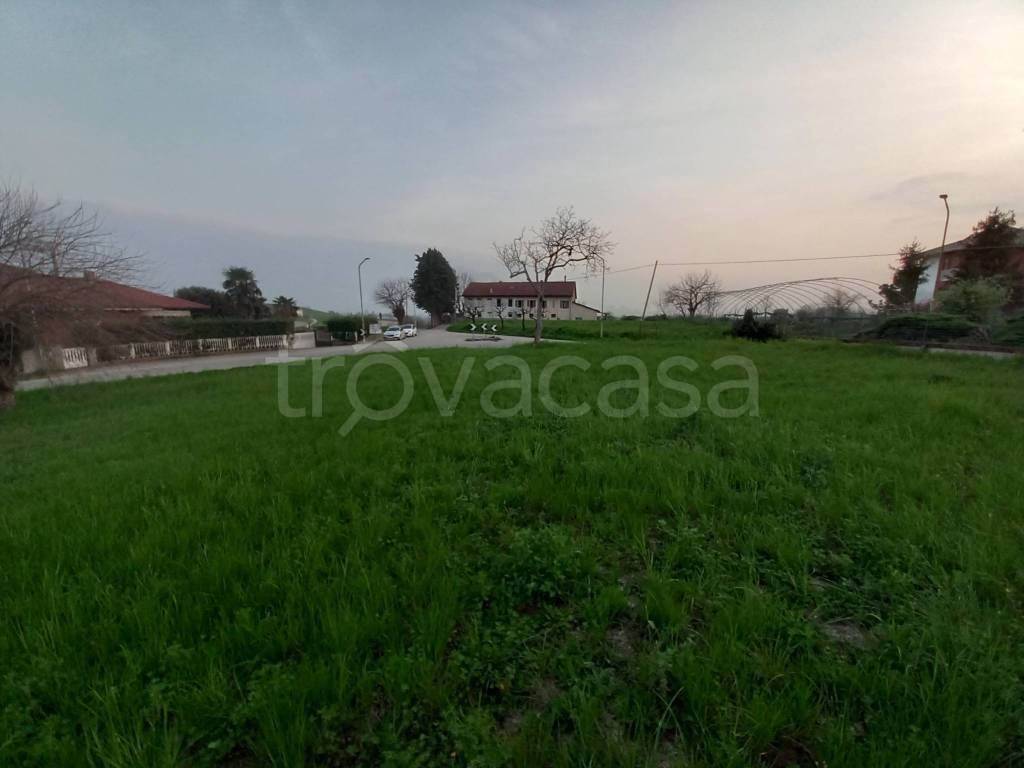 terreno agricolo in vendita a Moncucco Torinese