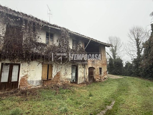 casale in vendita a Moncucco Torinese