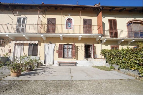 casale in vendita a Moncucco Torinese in zona Moglia