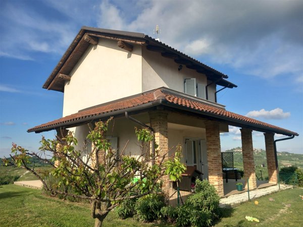 casa indipendente in vendita a Moncucco Torinese