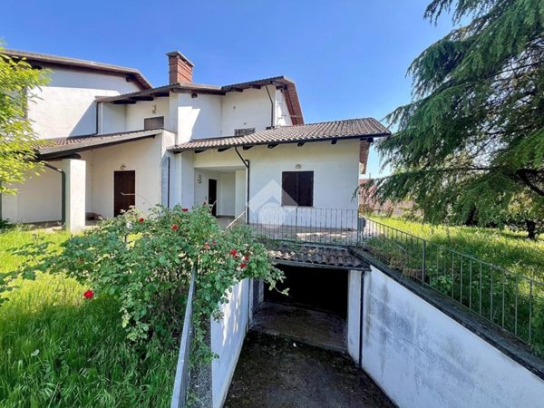 casa indipendente in vendita a Moncucco Torinese