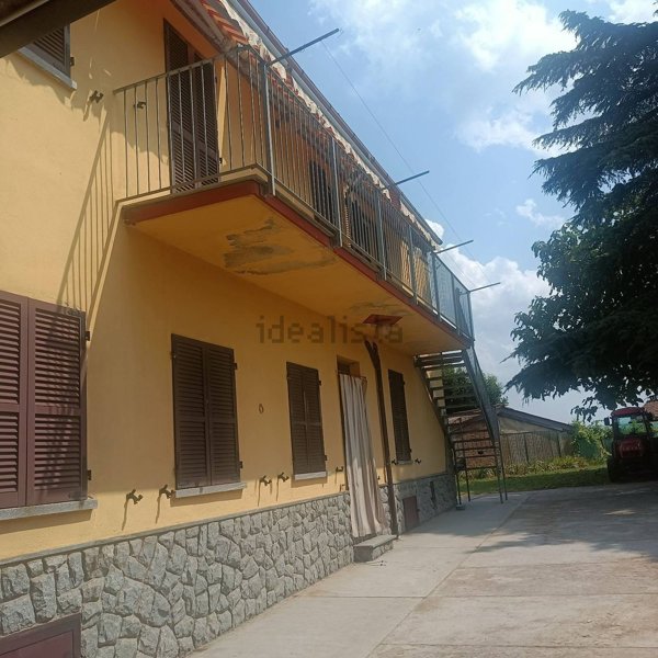 pentavano in vendita a Mongardino
