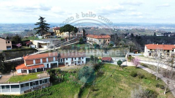 casa indipendente in vendita a Mongardino
