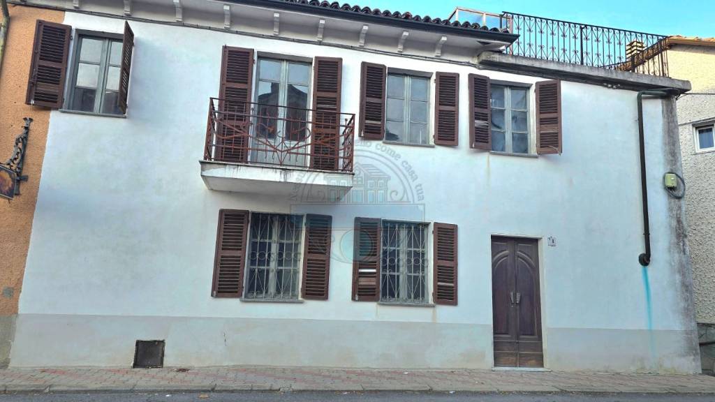 casa indipendente in vendita a Mongardino