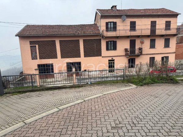 casa indipendente in vendita a Mongardino