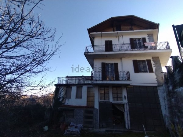 casa indipendente in vendita a Mongardino