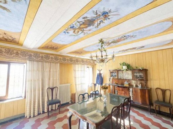 casale in vendita a Mongardino