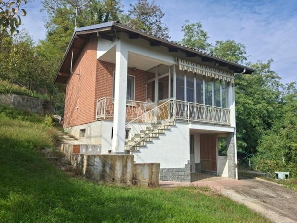 casa indipendente in vendita a Mongardino